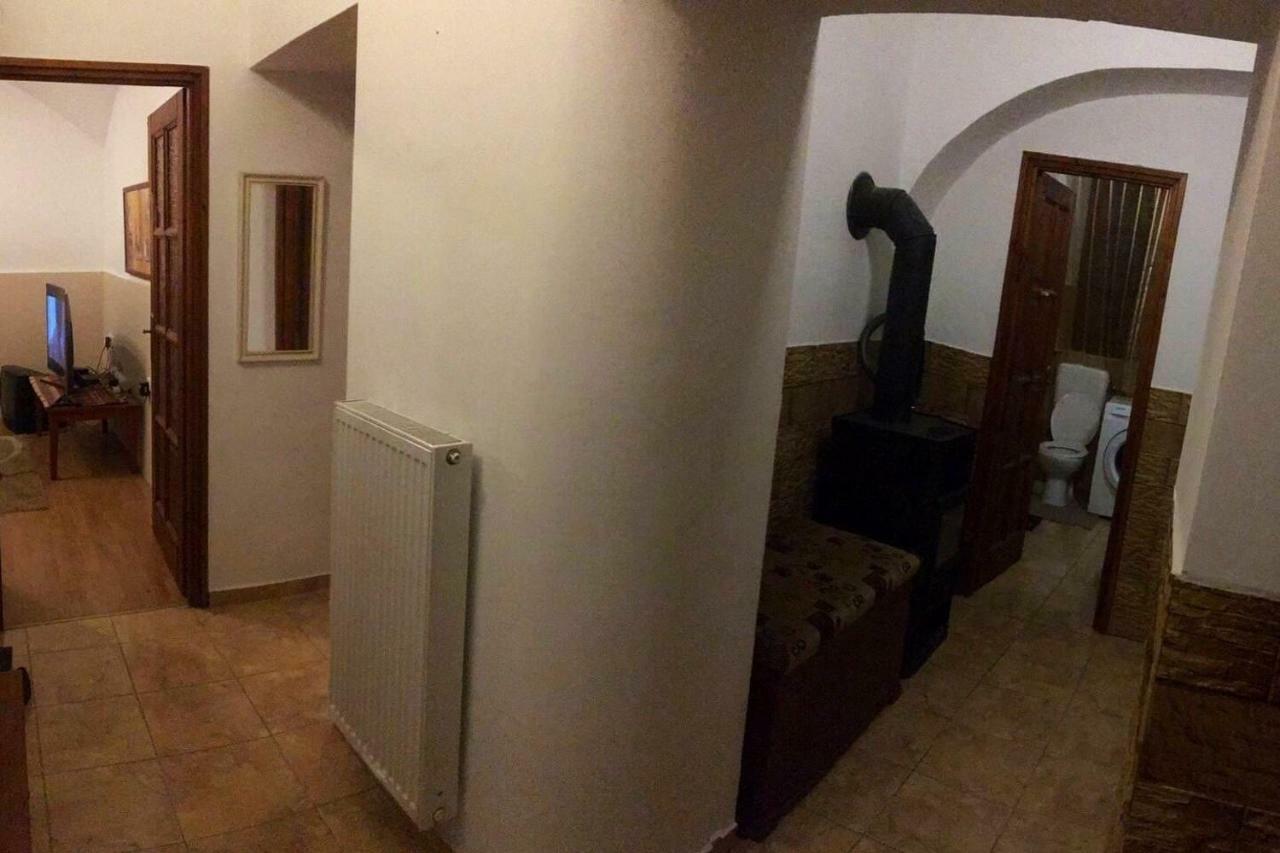 Ház saját udvarral a történelmi belvárosban Pápa Extérieur photo